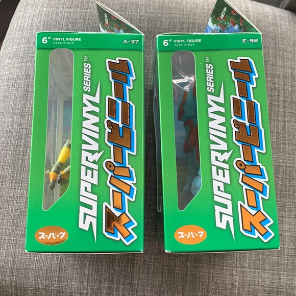 Netflix Eden Supervinyls - A-37 and E-32 - 6” - new - Picture 2 of 5